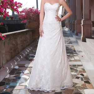 Justin Alexander Rochelle Lace A-Line Wedding Dress with Sweetheart Neckline